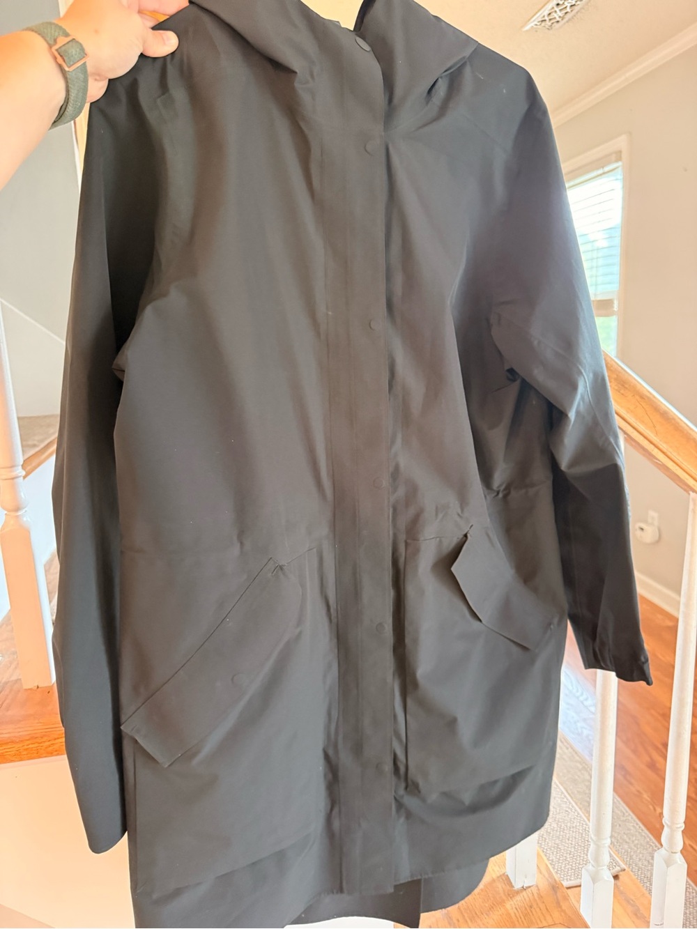 REI Black women Raincoat with Hood